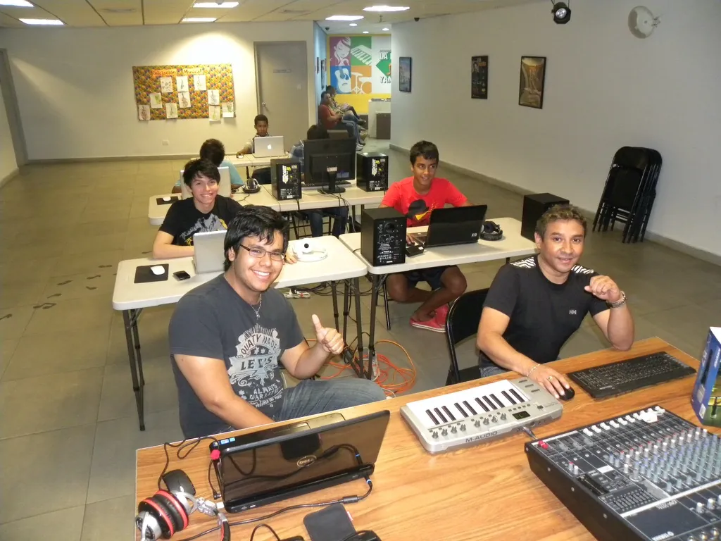 Equipo Pioneer en clase