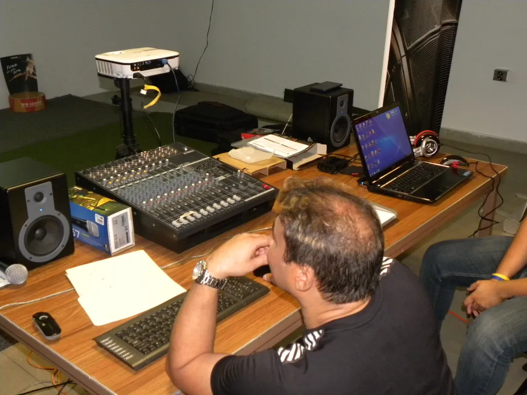 Estudiante en curso de DJ